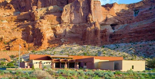 arches-visitor-center